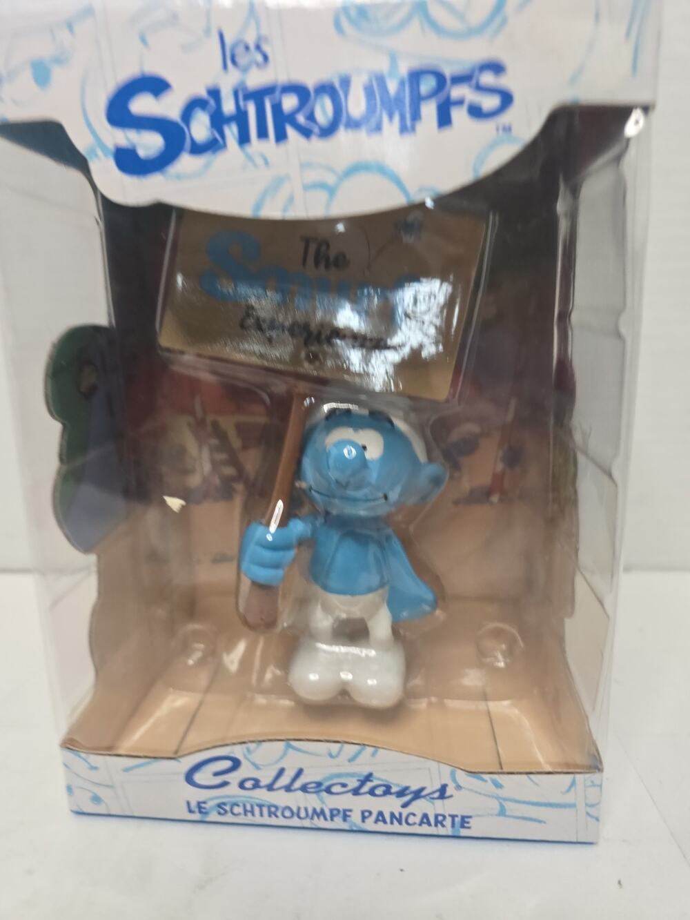 Rare Sign bearer The Smurf Experience Limited PLA0149 Plastoy 2018 Peyo Company